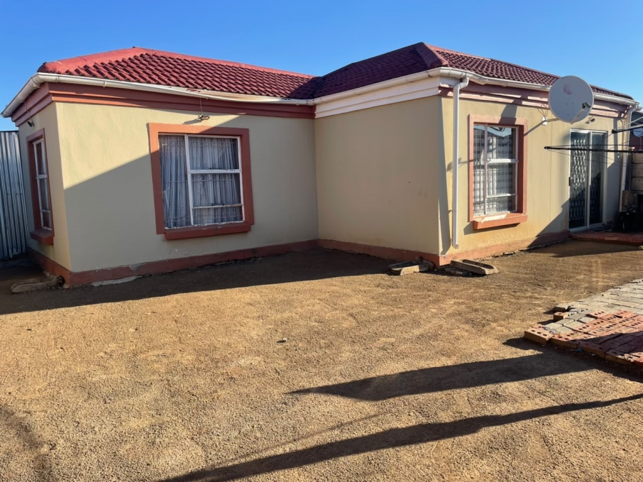 2 Bedroom Property for Sale in Vista Park Free State
